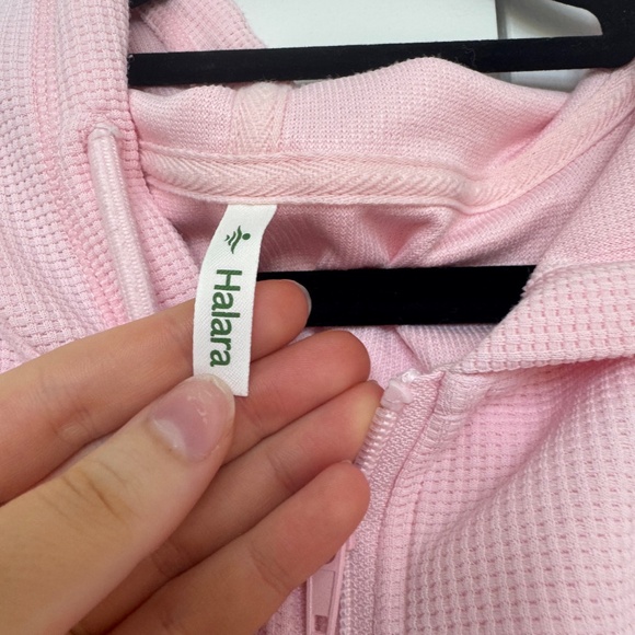 Cropped Waffle Zip-Up Hoodie - Halara - Picture 2 of 3